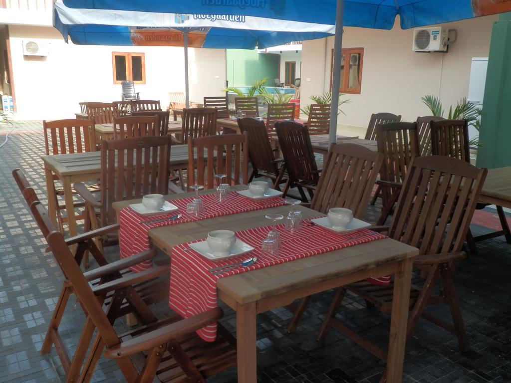 Ronny Cottage Negombo Exterior foto
