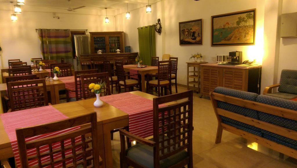 Ronny Cottage Negombo Exterior foto