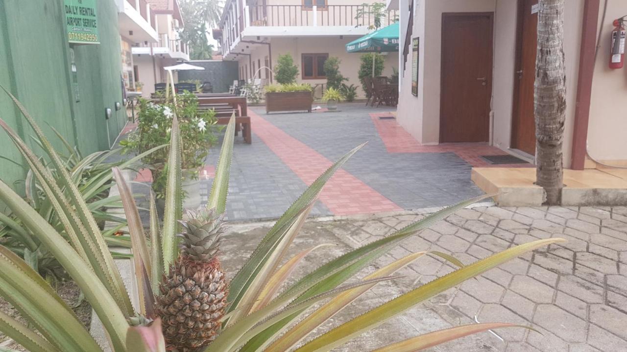 Ronny Cottage Negombo Exterior foto